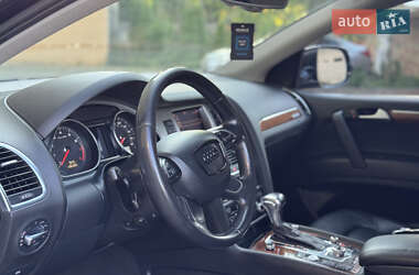 Позашляховик / Кросовер Audi Q7 2014 в 