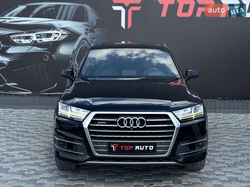 Внедорожник / Кроссовер Audi Q7 2017 в Львове