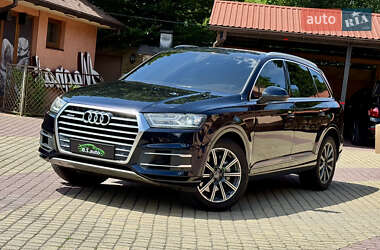 Внедорожник / Кроссовер Audi Q7 2016 в Мукачево