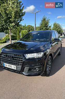 Позашляховик / Кросовер Audi Q7 2017 в Києві