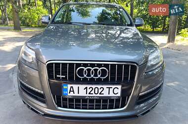 Внедорожник / Кроссовер Audi Q7 2015 в 