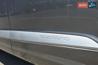 Внедорожник / Кроссовер Audi Q7 2018 в 