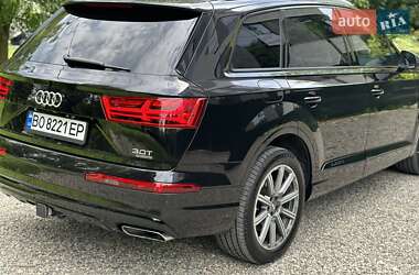 Внедорожник / Кроссовер Audi Q7 2018 в 
