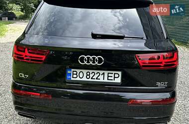 Внедорожник / Кроссовер Audi Q7 2018 в 