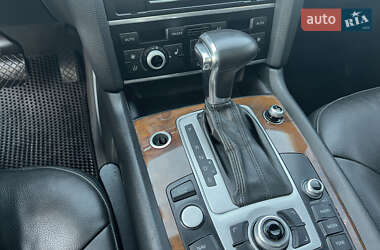 Внедорожник / Кроссовер Audi Q7 2013 в 