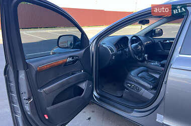 Внедорожник / Кроссовер Audi Q7 2013 в 