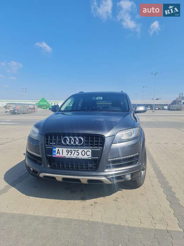 Внедорожник / Кроссовер Audi Q7 2015 в Киеве