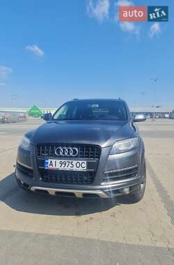 Внедорожник / Кроссовер Audi Q7 2015 в 