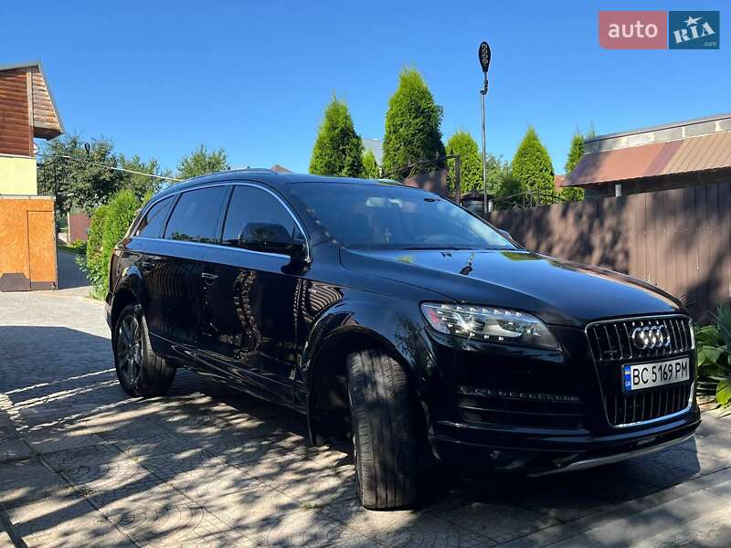 Внедорожник / Кроссовер Audi Q7 2012 в Луцке