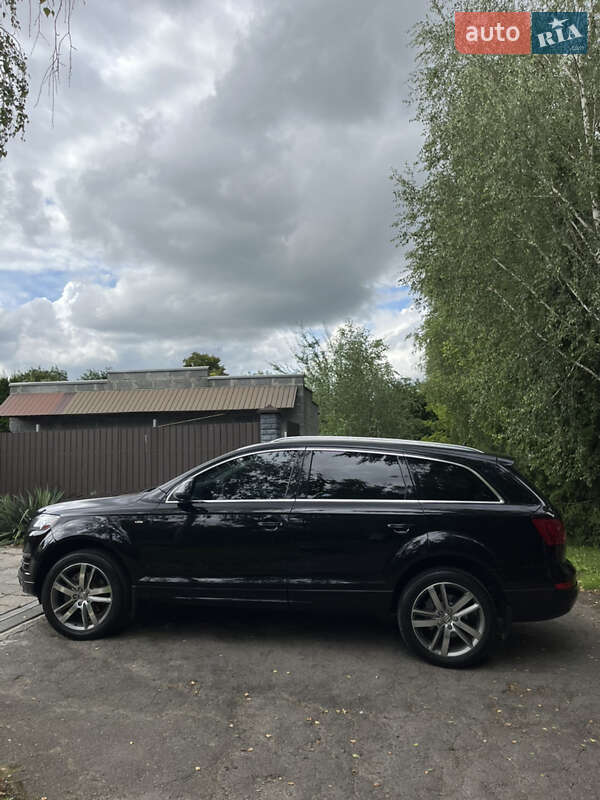 Внедорожник / Кроссовер Audi Q7 2012 в Луцке