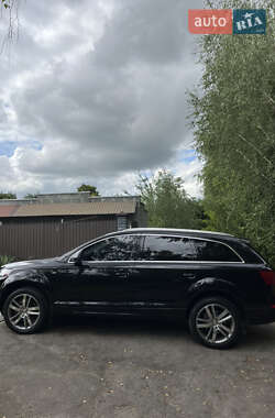 Позашляховик / Кросовер Audi Q7 2012 в 