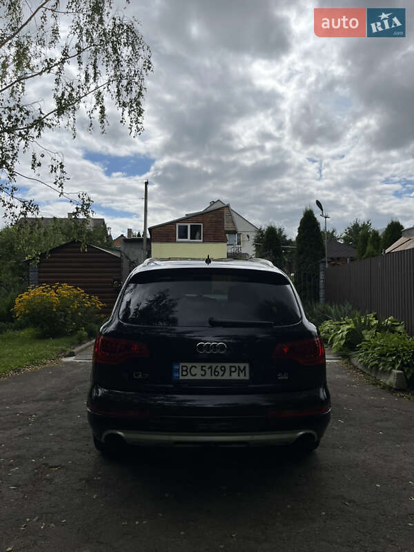 Внедорожник / Кроссовер Audi Q7 2012 в Луцке