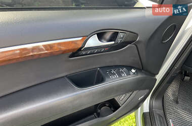 Внедорожник / Кроссовер Audi Q7 2011 в 