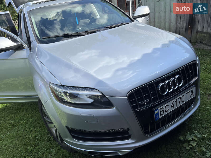 Audi Q7 2011