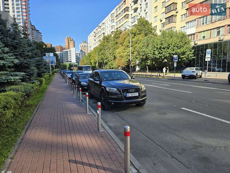 Внедорожник / Кроссовер Audi Q7 2006 в Василькове