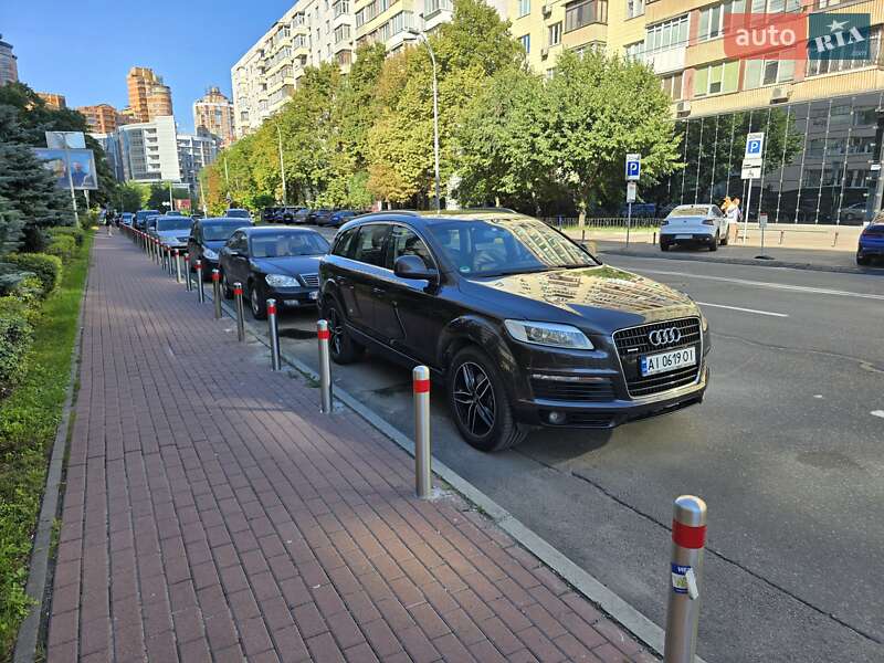 Внедорожник / Кроссовер Audi Q7 2006 в Василькове
