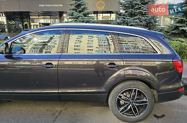 Внедорожник / Кроссовер Audi Q7 2006 в 