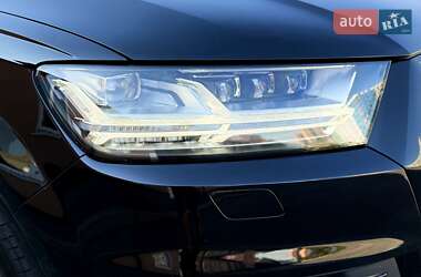 Внедорожник / Кроссовер Audi Q7 2017 в 