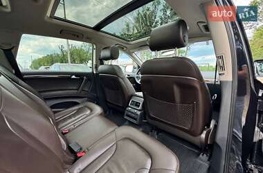 Внедорожник / Кроссовер Audi Q7 2015 в 