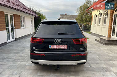 Внедорожник / Кроссовер Audi Q7 2017 в 