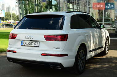 Внедорожник / Кроссовер Audi Q7 2019 в 