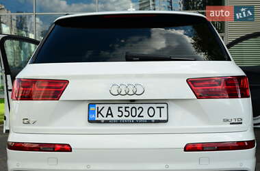 Внедорожник / Кроссовер Audi Q7 2019 в 