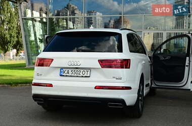 Внедорожник / Кроссовер Audi Q7 2019 в 