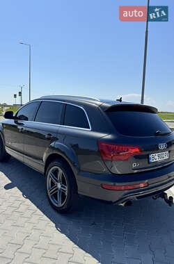 Внедорожник / Кроссовер Audi Q7 2013 в 
