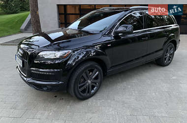 Внедорожник / Кроссовер Audi Q7 2013 в 