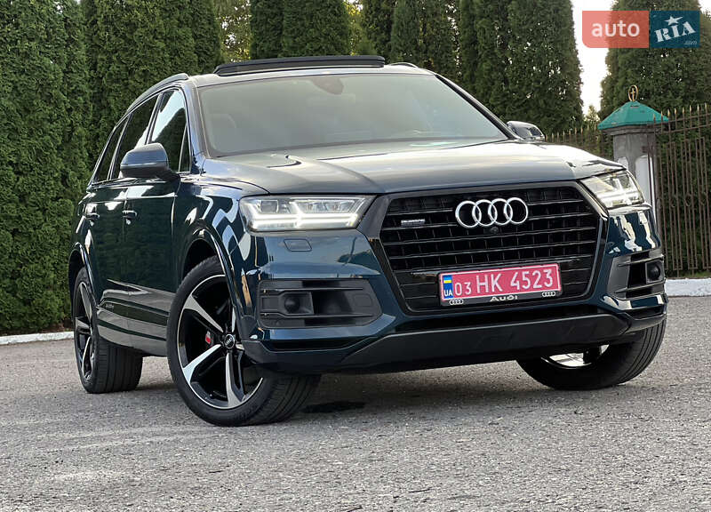 Внедорожник / Кроссовер Audi Q7 2019 в 