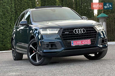 Внедорожник / Кроссовер Audi Q7 2019 в 