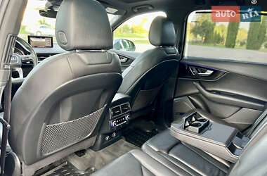 Внедорожник / Кроссовер Audi Q7 2019 в 