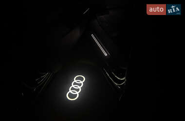 Внедорожник / Кроссовер Audi Q7 2019 в 
