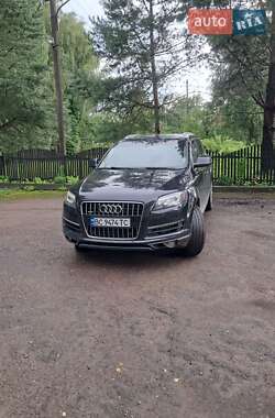 Внедорожник / Кроссовер Audi Q7 2012 в 