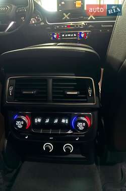 Внедорожник / Кроссовер Audi Q7 2018 в 