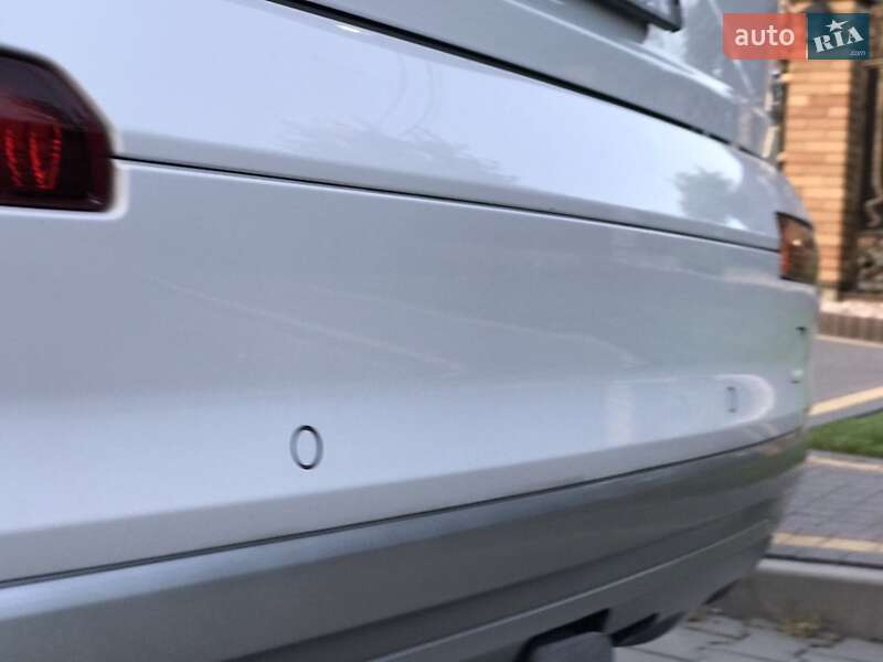 Внедорожник / Кроссовер Audi Q7 2016 в Луцке