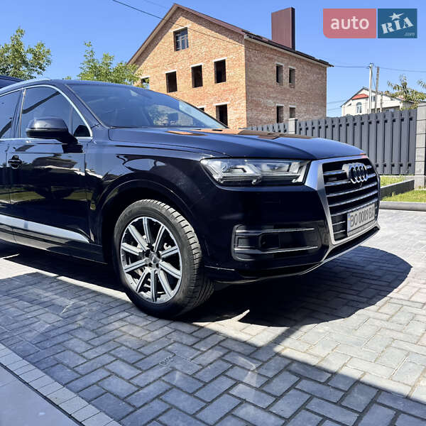 Внедорожник / Кроссовер Audi Q7 2017 в Тернополе