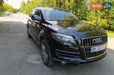 Внедорожник / Кроссовер Audi Q7 2014 в 