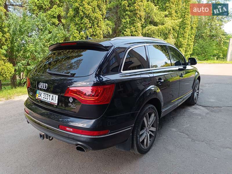 Внедорожник / Кроссовер Audi Q7 2014 в Ровно