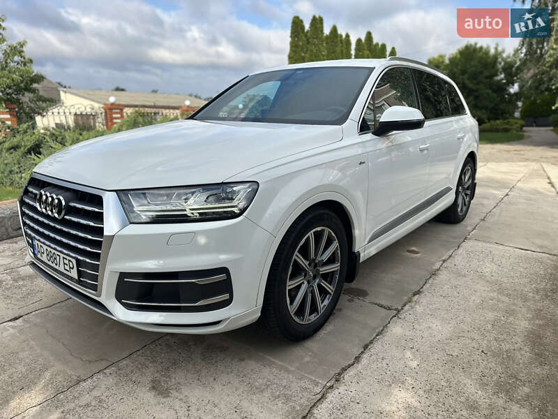 Позашляховик / Кросовер Audi Q7 2018 в Києві