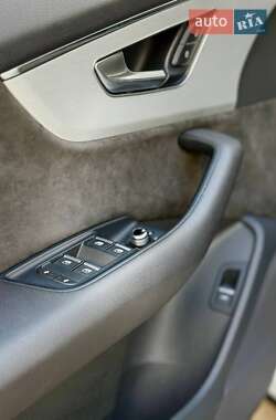 Внедорожник / Кроссовер Audi Q7 2020 в 