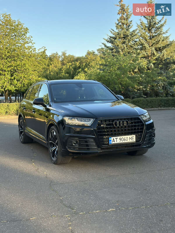 Внедорожник / Кроссовер Audi Q7 2015 в Южноукраинске