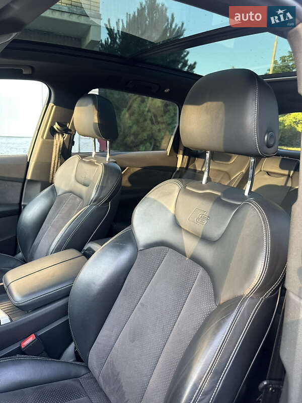 Внедорожник / Кроссовер Audi Q7 2015 в Южноукраинске