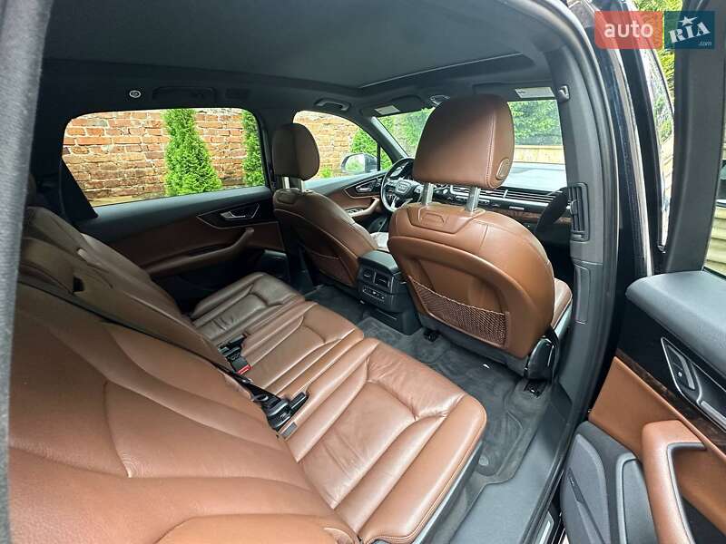 Внедорожник / Кроссовер Audi Q7 2016 в Львове