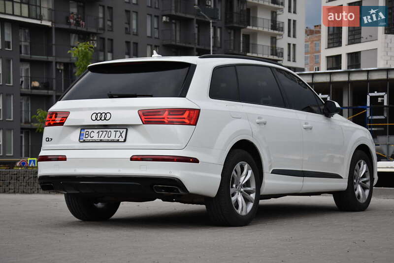 Позашляховик / Кросовер Audi Q7 2019 в Львові