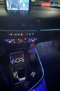 Внедорожник / Кроссовер Audi Q7 2016 в 