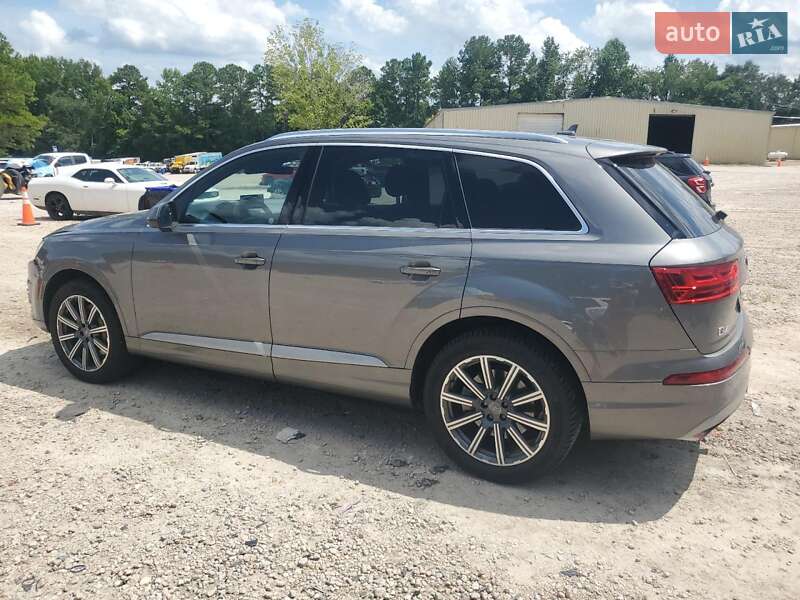 Внедорожник / Кроссовер Audi Q7 2017 в Киеве