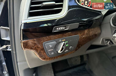 Внедорожник / Кроссовер Audi Q7 2016 в 