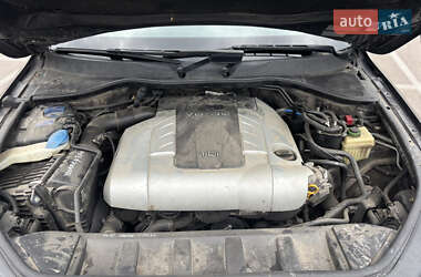 Внедорожник / Кроссовер Audi Q7 2007 в 