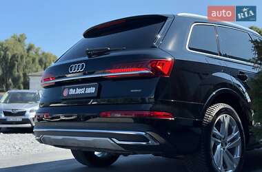 Внедорожник / Кроссовер Audi Q7 2020 в 